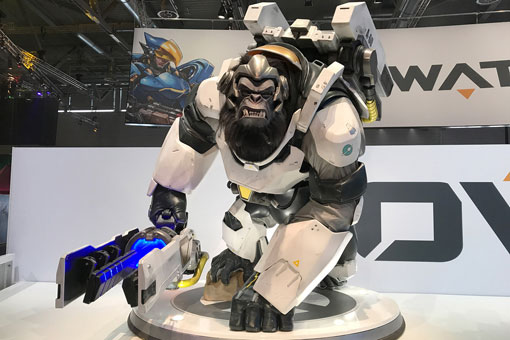 Vue life-size statue Winston Overwatch video game