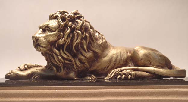 Prototypes d'une sculpture de lions